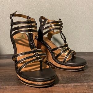 Dolce Vita Tenley Wedge Platform Sandals - Black Stella